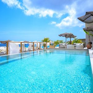 Art Hotel Curacao - Adults Only